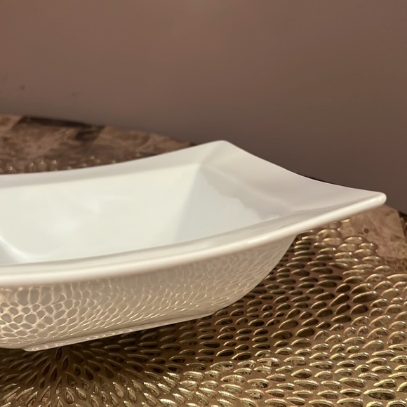 Everyday White Set/2 Porcelain Square Serving Bowl and Rectangular Serving Plate - Picture 5 of 11